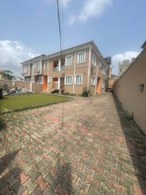 Clean & Decent 3 Bedroom Flat Apartment, Gateway Gra, Gra Phase 1, Magodo, Lagos, Flat / Apartment for Rent