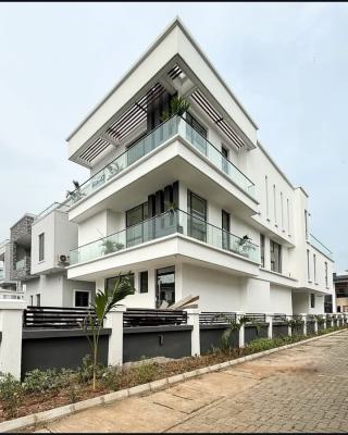 5 Bedroom Detached House, Osapa, Lekki, Lagos, Detached Duplex for Sale