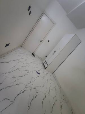 Single Room Shared Kitchen, Orchid Road Before Roundabout, Lekki, Lagos, Flat / Apartment for Rent