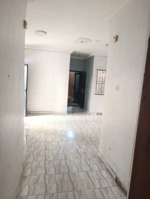 2 Bedroom Flat, Alagomeji, Yaba, Lagos, Flat / Apartment for Rent