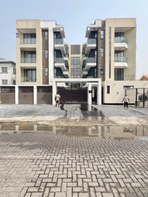 Aesthetically Pleasing 3 Bedroom Apartment, Lekki Phase 1, Lekki, Lagos, Block of Flats for Sale