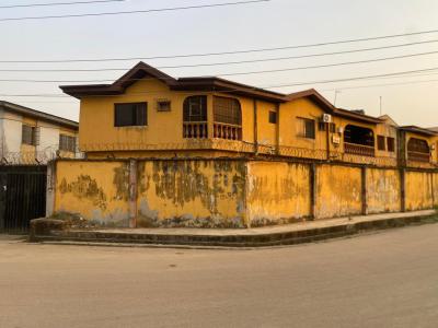 Executive Spacious 7 Nos of Flats, Akowonjo, Alimosho, Lagos, House for Sale