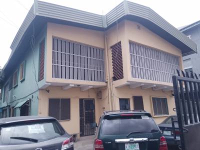 Well Maintained Standard Storey Building in a Very Nice Environment, Ijeshatedo, Surulere, Lagos, House for Sale