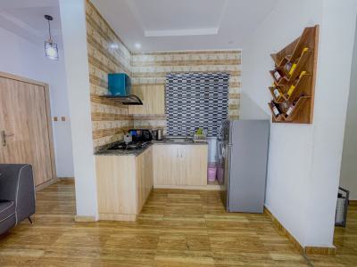 3 Bedroom with Ps5, Orchid Road, Lekki, Lagos, Self Contain (single Rooms) Short Let