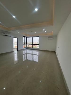 Well-designed and Fully Serviced 3-bedroom Apartment with Pool and Gym, Lekki Phase 1, Lekki, Lagos, Flat / Apartment for Sale