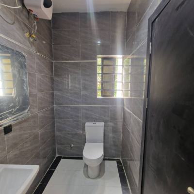 Fully Serviced 3 Bedrooms Flat with a Room Bq, Lekki Phase 1, Lekki, Lagos, Flat / Apartment for Rent