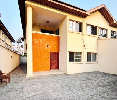4 Bedroom Semi-detached, Lekki Phase 1, Lekki, Lagos, Semi-detached Duplex for Rent