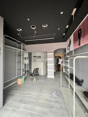 Luxury 40sqm Shop Space, Lekki Phase 1, Lekki, Lagos, Shop for Rent