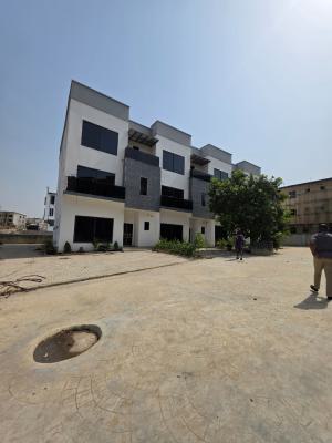 Massive 5 Bedroom Terrace Duplex with Bq, Guzape District, Abuja, Terraced Duplex for Sale
