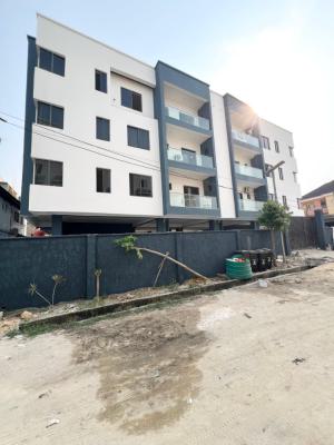 Luxury 2 Bedroom Flat with Swimming Pool at Lekki, Lagos, Ikate Elegushi Palace Road, Ikate Elegushi, Lekki, Lagos, Flat / Apartment for Sale
