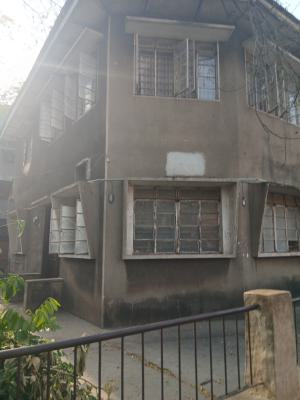 Old Solid Block of Flats, Adekunle, Yaba, Lagos, Block of Flats for Sale