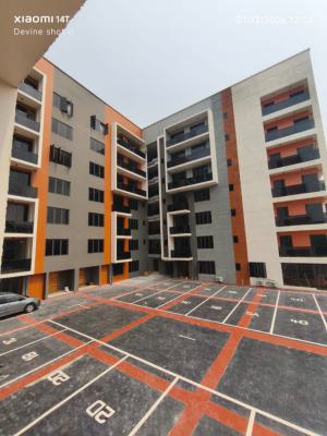 Brand New Luxury 3 and 2 Bedroom Flats, Off Admiralty Way, Lekki Phase 1, Lekki, Lagos, Flat / Apartment for Sale