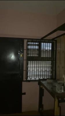 Lovely 2bedroom Flat, Off Olufemi Rd Ogunlana Drive, Surulere, Lagos, Flat / Apartment for Rent