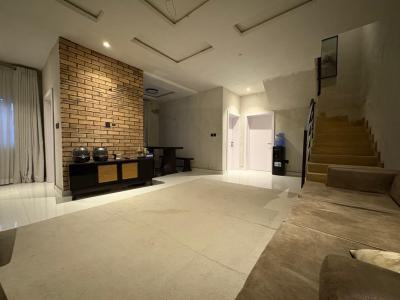 Discounted Solid 4 Bedroom Semi Detached Duplex with Bq & 4 Cars Space, Osapa, Lekki, Lagos, Semi-detached Duplex for Sale