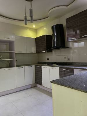 Well Maintained 4 Bedroom Terrace Duplex, Chevron Drive, Lekki Expressway, Lekki, Lagos, Terraced Duplex for Rent