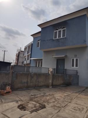 Clean 3 Bedroom Flat, Gateway Estate, Gra Phase 1, Magodo, Lagos, Flat / Apartment for Rent