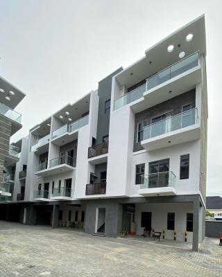 Spaciously Built 2 Bedroom Maisonette, Lekki Phase 1, Lekki, Lagos, House for Rent