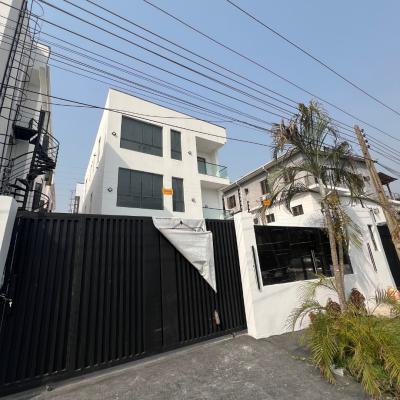 5 Bedroom & Bq, Lekki Phase 1, Lekki, Lagos, Detached Duplex for Sale