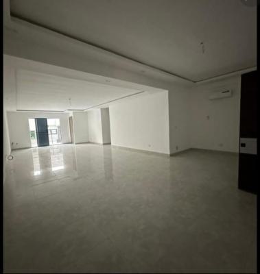 3 Bedroom Apartment with a Bq Available, Lekki Right Hand Side, Lekki Phase 1, Lekki, Lagos, Flat / Apartment for Rent