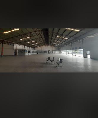 2,500 Square Meters Warehouse Available, Oshodi Apapa Expressway, Apapa, Lagos, Warehouse for Rent