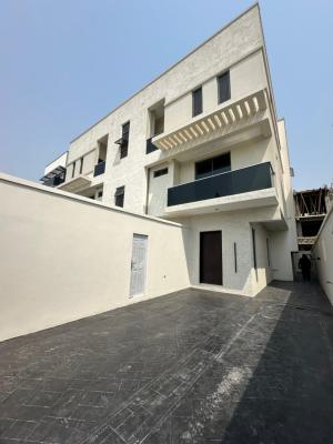 𝐁𝐑𝐀𝐍𝐃 𝐍𝐄𝐖 4 𝐁𝐄𝐃𝐑𝐎𝐎𝐌 Semi 𝐃𝐄𝐓𝐀𝐂𝐇𝐄𝐃 𝐃𝐔𝐏𝐋𝐄𝐗, Lekki Phase 1, Lekki, Lagos, Semi-detached Duplex for Rent