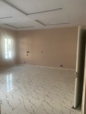 Spacious and Clean Master Bedroom, Lekki, Lagos, Flat / Apartment for Rent