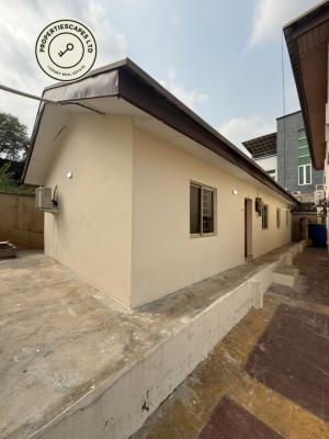 Modern and Spacious  2-bedroom Apartment, Magodo, Lagos, Flat / Apartment for Sale