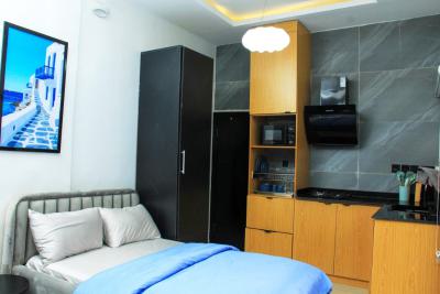 Elegant Studio (self-contained) Apartment in Victoria Island with Pool, Victoria Island, Oniru, Victoria Island (vi), Lagos, Self Contain (single Rooms) Short Let