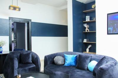 Elegant 2-bedroom Apartment in Victoria Island with Gym & Pool, Vi, Victoria Island Extension, Victoria Island (vi), Lagos, Flat / Apartment Short Let