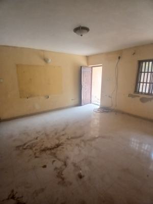 2 Bedroom Flat on Ground Floor with 3 Toilets, Gwarinpa, Abuja, Flat / Apartment for Rent