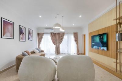 Luxury Waterfront 4 Bedroom with Pool, Gym and Games, Lekki Phase 1, Lekki, Lagos, Flat / Apartment Short Let