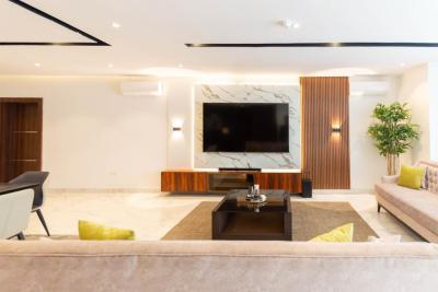 Luxury 3 Bedroom Waterfront with Pool and City View, Joneer Court, Lekki Phase 1, Lekki, Lagos, Flat / Apartment Short Let