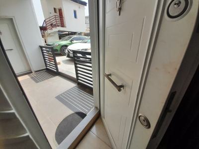 Brand-new Luxury 2 Bedrooms Apartment with En-suite Rooms, Guzape District, Abuja, Flat / Apartment Short Let