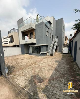 Tastefully Finished  3-bedroom Terrace Duplex, Gra Phase 2, Magodo, Lagos, Terraced Duplex for Rent