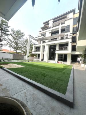 Luxurious Unfurnished 3 Bedroom Maisonette Serviced with BQ — Ikoyi, Lagos