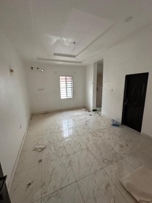 a Clean 3 Bedroom Apartment in a Good Location, Around Zartech, Wuye, Abuja, Flat / Apartment for Rent