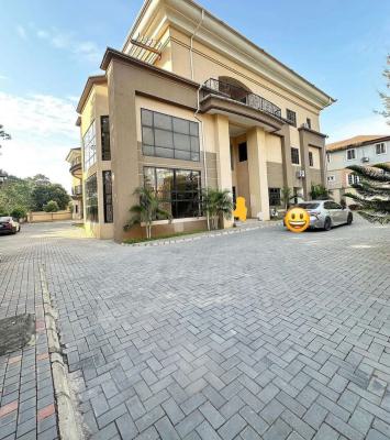 18 Bedrooms Mansion with 4 Units of 3 Bedrooms Guest Charlet, Maitama District, Abuja, Detached Duplex for Sale