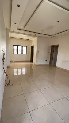 Neatly Built 3 Bedroom Flat, Gilmore, Jahi, Abuja, Flat / Apartment for Rent