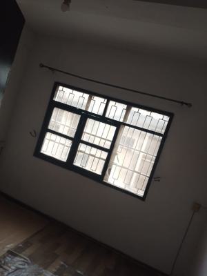 2 Bedroom Flat for Commercial Purpose, Tejuosho, Yaba, Lagos, Commercial Property for Rent