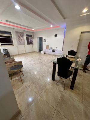 Standard 3 Bedroom Apartment with Visitors Toilet and Balcony, Apo, Abuja, Flat / Apartment for Rent