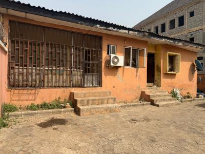 Bungalow on 450sqm in Wuse Zone 3., Wuse Zone 3, Abuja, Zone 3, Wuse, Abuja, Detached Bungalow for Sale
