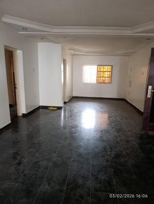 3bedroom Flat @ Utako, Wuye Main Very Close to Utako, Wuye, Abuja, Flat / Apartment for Rent