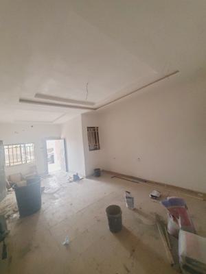 *superclean 3bedroom Flat on a Tarred Rd, By Old Secretariat, Durumi, Abuja, Flat / Apartment for Rent