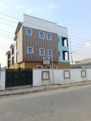 Luxury 2 Bedroom Apartment, Off Pedro Road, Pedro, Gbagada, Lagos, Flat / Apartment for Sale