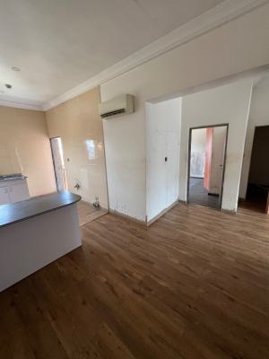 English-styled Miniflat in Bera Estate, Chevron, with 3 Acs & Inverter, Chevron, Bera Estate, Lekki Phase 1, Lekki, Lagos, Mini Flat (room and Parlour) for Rent