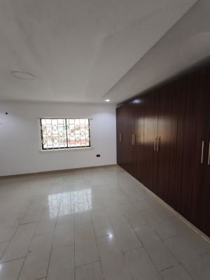 Massive All Room En-suite 3 Bedroom Flat, Ikeja Gra, Ikeja, Lagos, Flat / Apartment for Rent