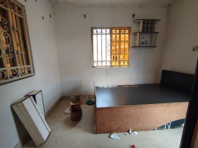 Self Serviced a Room Self Contain Bq, Off Admiralty Road, Lekki Phase 1, Lekki, Lagos, Self Contain (single Rooms) for Rent