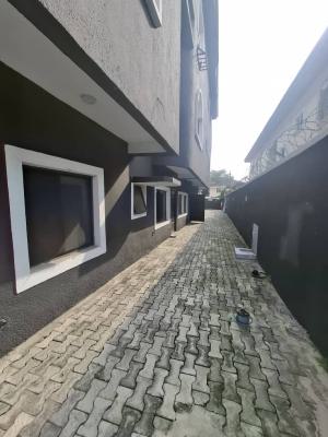 7 Units of 3 Bedroom and 3 Units of 2 Bedrooms, Lekki Phase 1, Lekki, Lagos, House for Rent