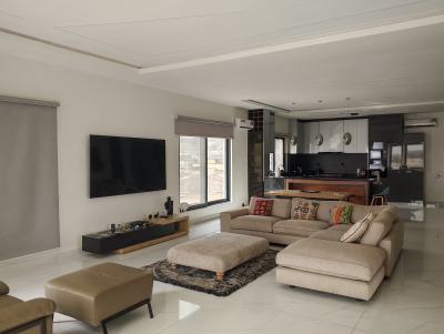 Luxuriously Furnished 2 Bedrooms Flat, Abejide Malik Street, Katampe (main), Katampe, Abuja, Flat / Apartment for Sale