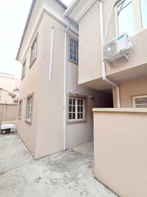 a Well Maintained Spacious 3 Bedroom Flat, Gra Phase 2, Magodo, Lagos, Flat / Apartment for Rent